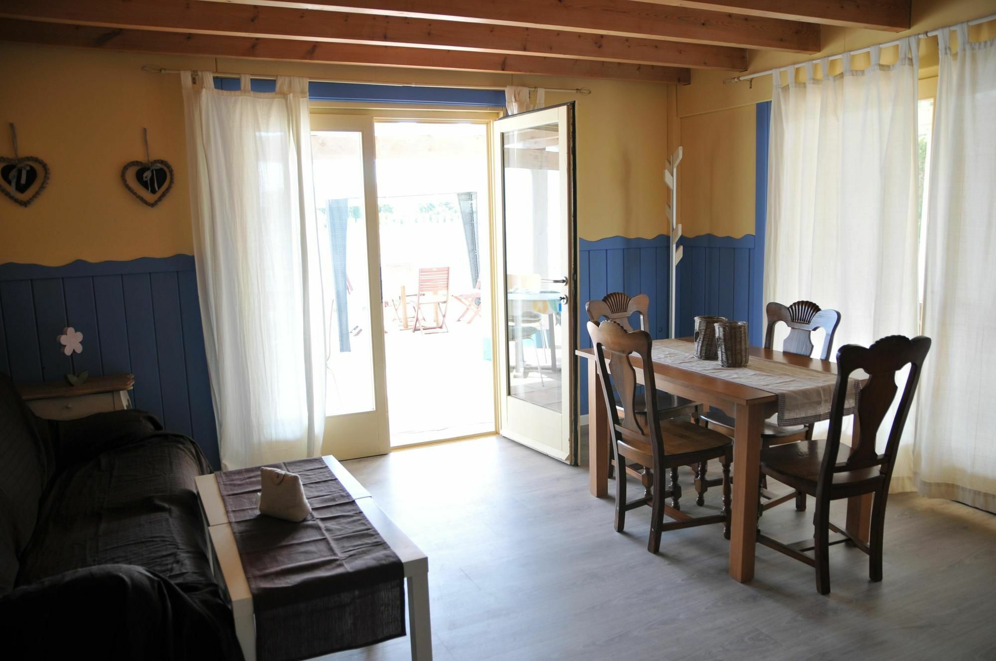 Aparthotel Oliwood Beach Oliva Buitenkant foto